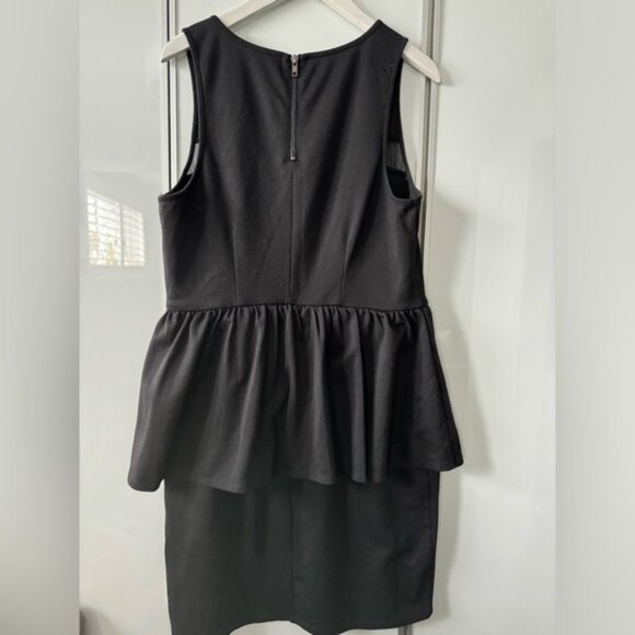 Forever 21 Black Dress Size XL - Picture 3 of 3